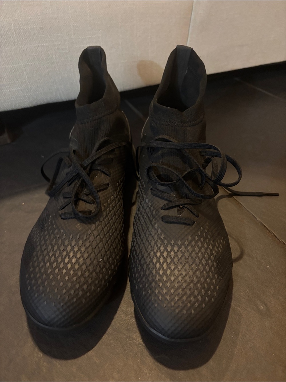 Mens ADIDAS Predator Demonscale 20.3 turf boots